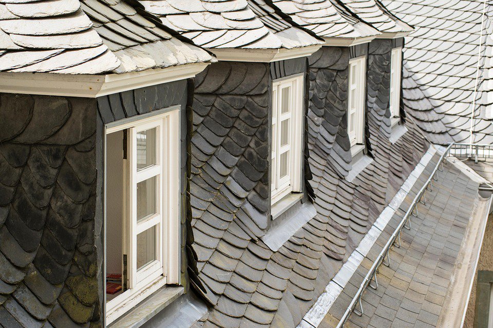 LoftworldLtd's tweet photo. 3 Reasons To Choose Loftworld for Slate #RoofRepairs: https://t.co/oAaXWJZlMQ #HomeRenovation https://t.co/64eB9x2g2Z