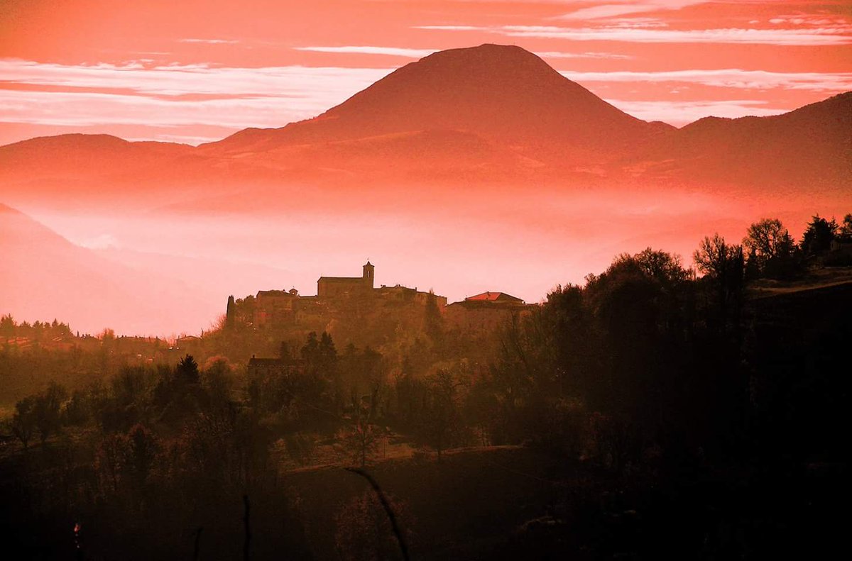 GiampaoloScopa's tweet image. #Lamiaregione #LeMarche 
Presso #Mergo
[Foto Peppe Corinaldesi]