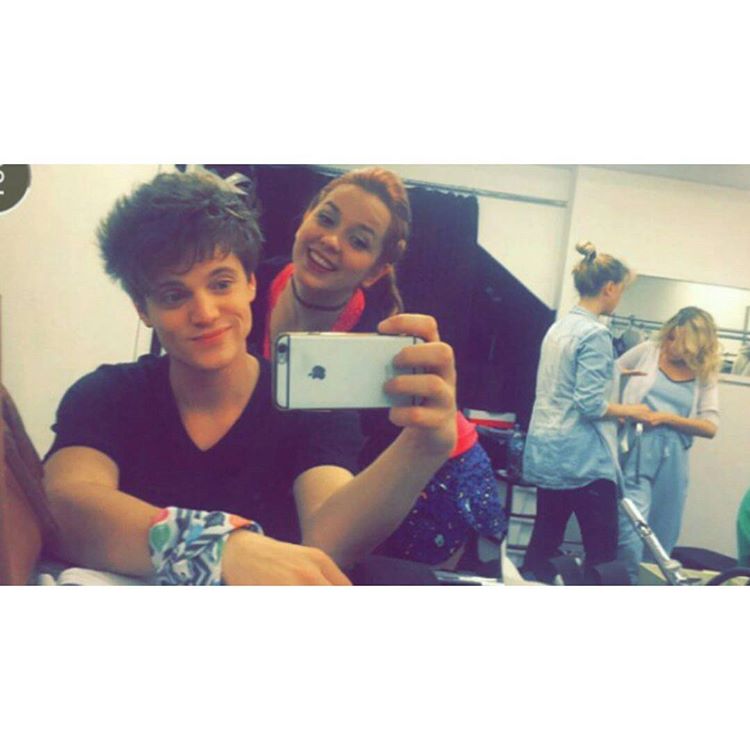 AudioAnaJara's tweet photo. ❤👑 Backstage😍 • I was at the future day today🙈 And now I'm on the way back home @anajaramartinez @lionelferro https://t.co/oBx43kalfj