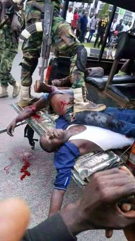 Gentle_chi's tweet photo. Today we the #BIAFRANS remember those killed and starve to death by murderous #EVILBRITAIN  and #NIGERIA  May their soul continue to rest on https://t.co/vjpfq1LA9J