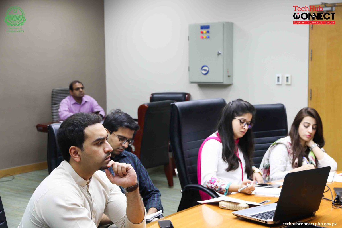 TechHubConnect's tweet photo. A video-con was conducted by #TechHubConnect to bring all the committee members up to speed with the progress of the #ITCensus https://t.co/rljjWjGDyg