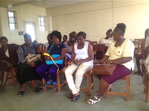 Check out @smilingmk who work with women in Sierra Leone to bring clean light and employment through solar power! Amazing! #charitytuesday