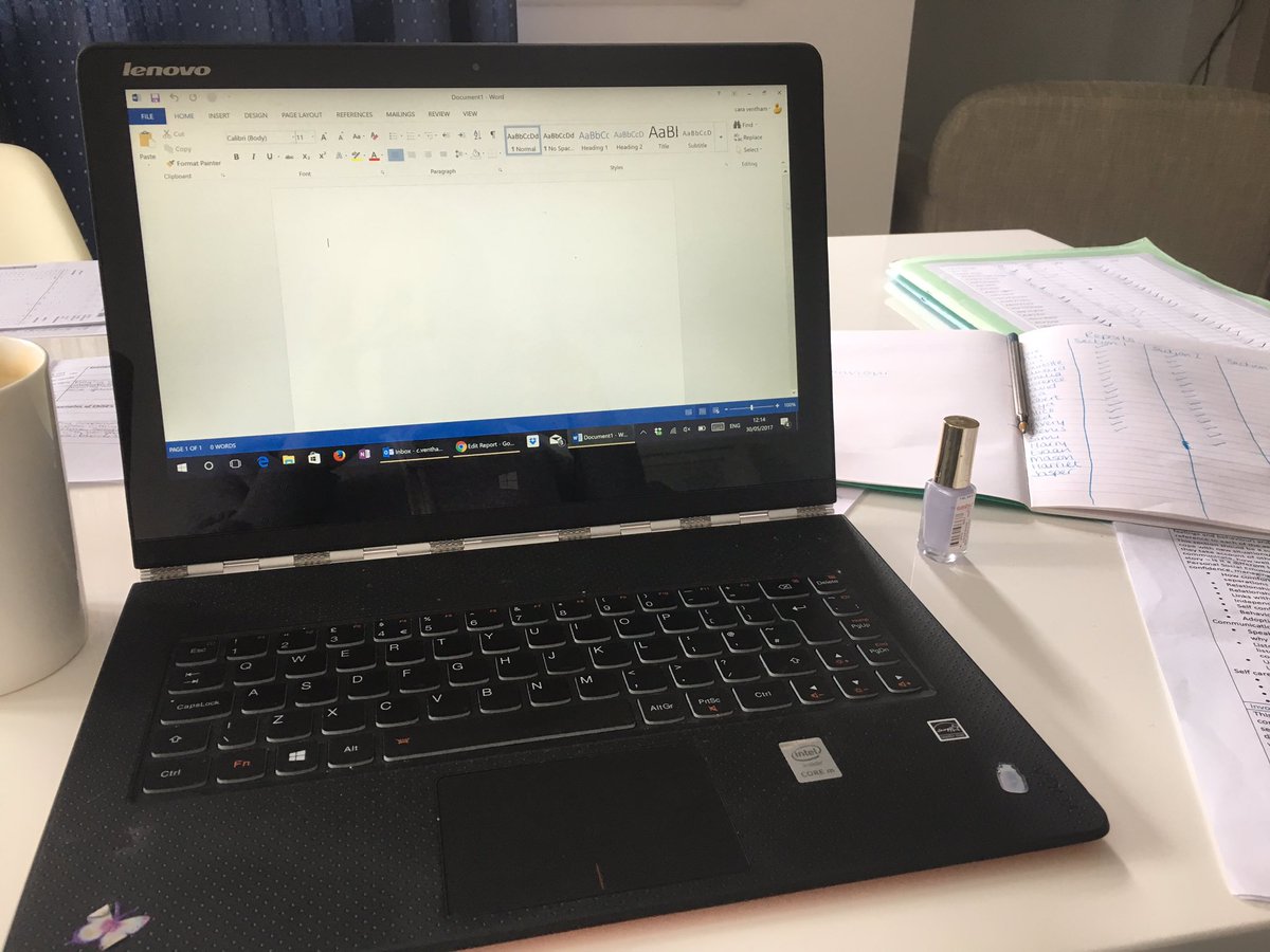 JJ_Deputy's tweet photo. It's that time of year again! #ReportTime #BlankScreen #ListsEverywhere https://t.co/V8X8atDPBl