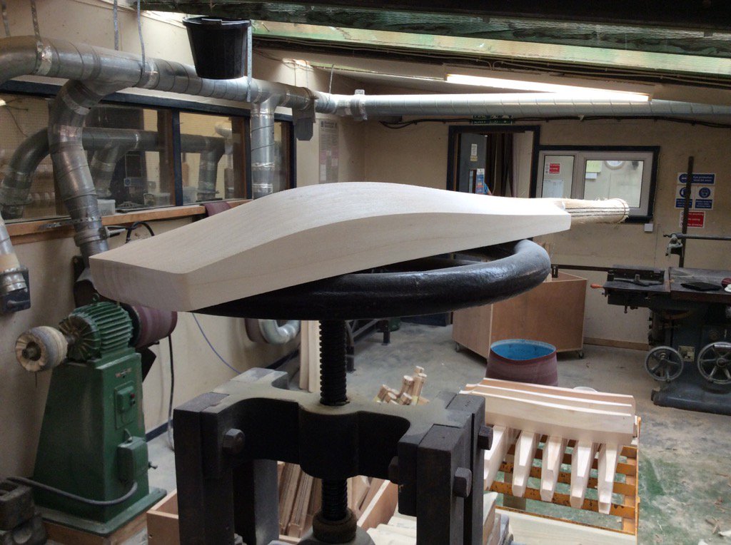 SalixBats's tweet photo. Attention Dave Smith: big is beautiful, here's your new bat as promised @smithydt89 #bruiser #mindthewindows https://t.co/4w66HAsdDt