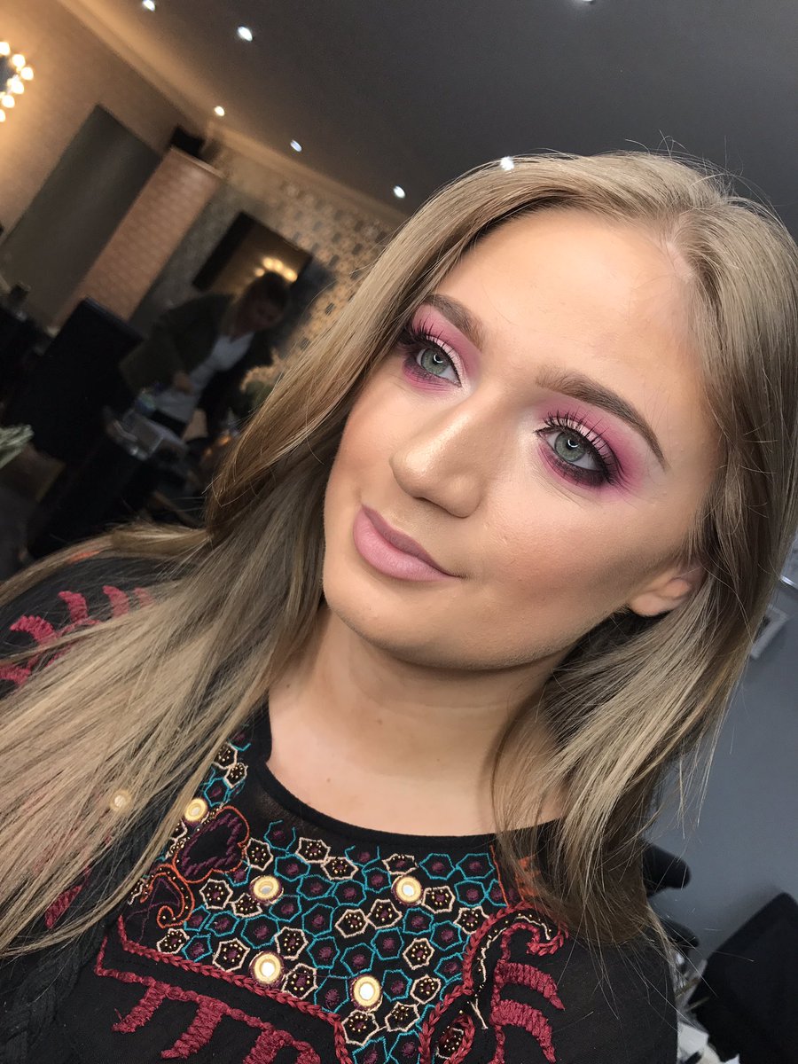 millyymakeup1's tweet photo. https://t.co/GyzOY7lO0H