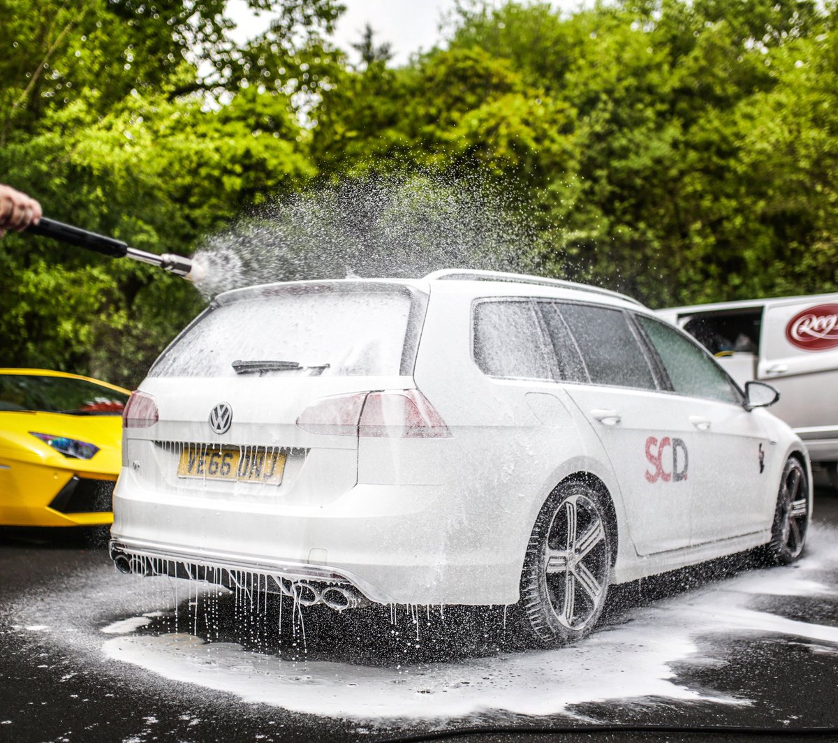 aSUPERCARDRIVER's tweet photo. A big thanks to @ReepScotland for looking after the cars on the #Tartanflorio tour. https://t.co/IjriMLEuqS