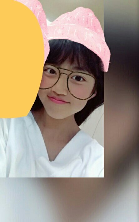 yu_parc's tweet photo. 勉強出来る女子見たい https://t.co/sKWleSyjtU