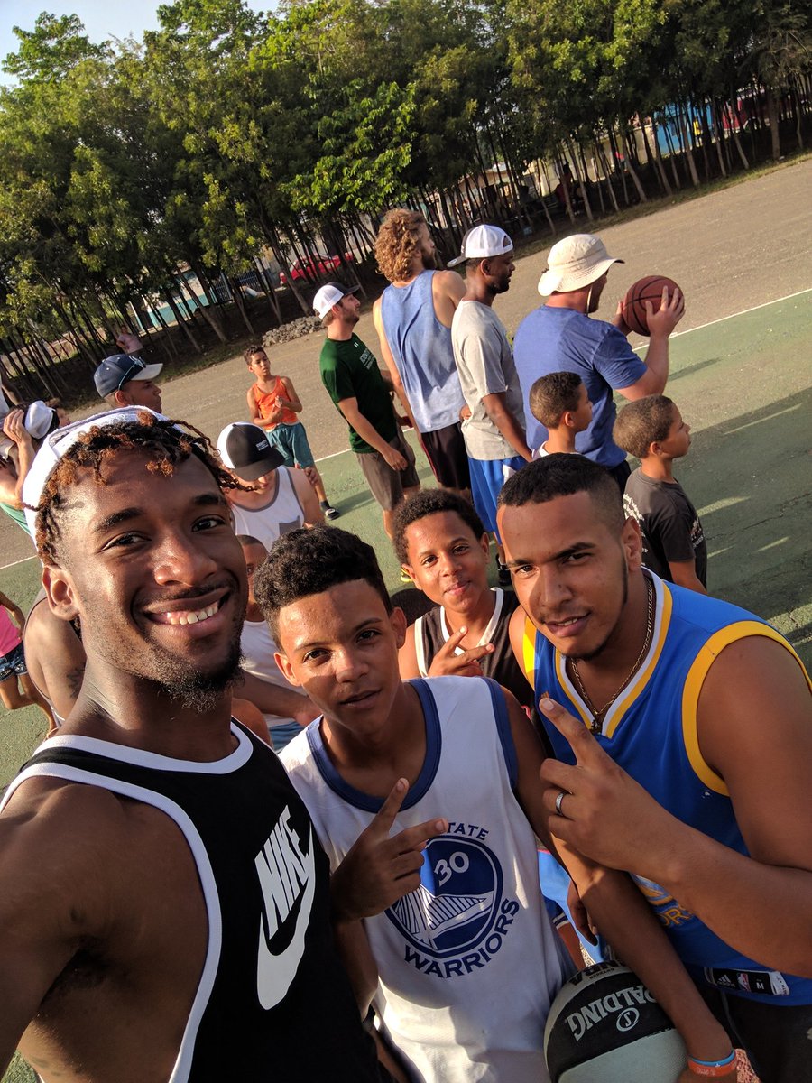 B_easyy11's tweet photo. Some views from my mission trip in the Dominican Republic...video coming soon https://t.co/HloJvDNcXT