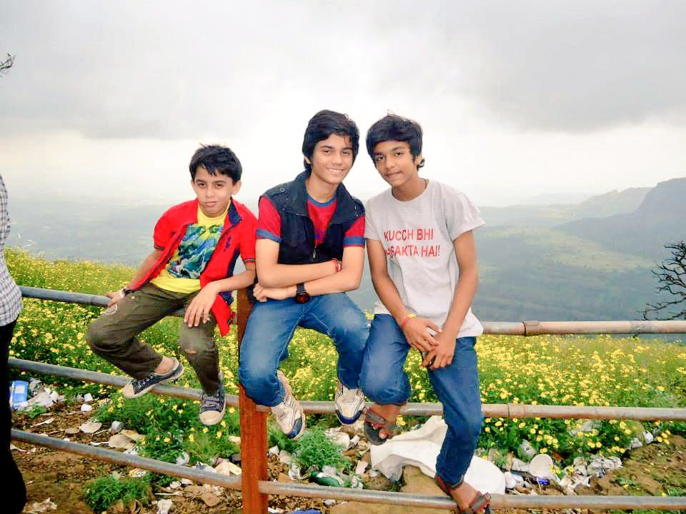 Old days  are gold days #lonavala #vacationseen #friendshipgoals