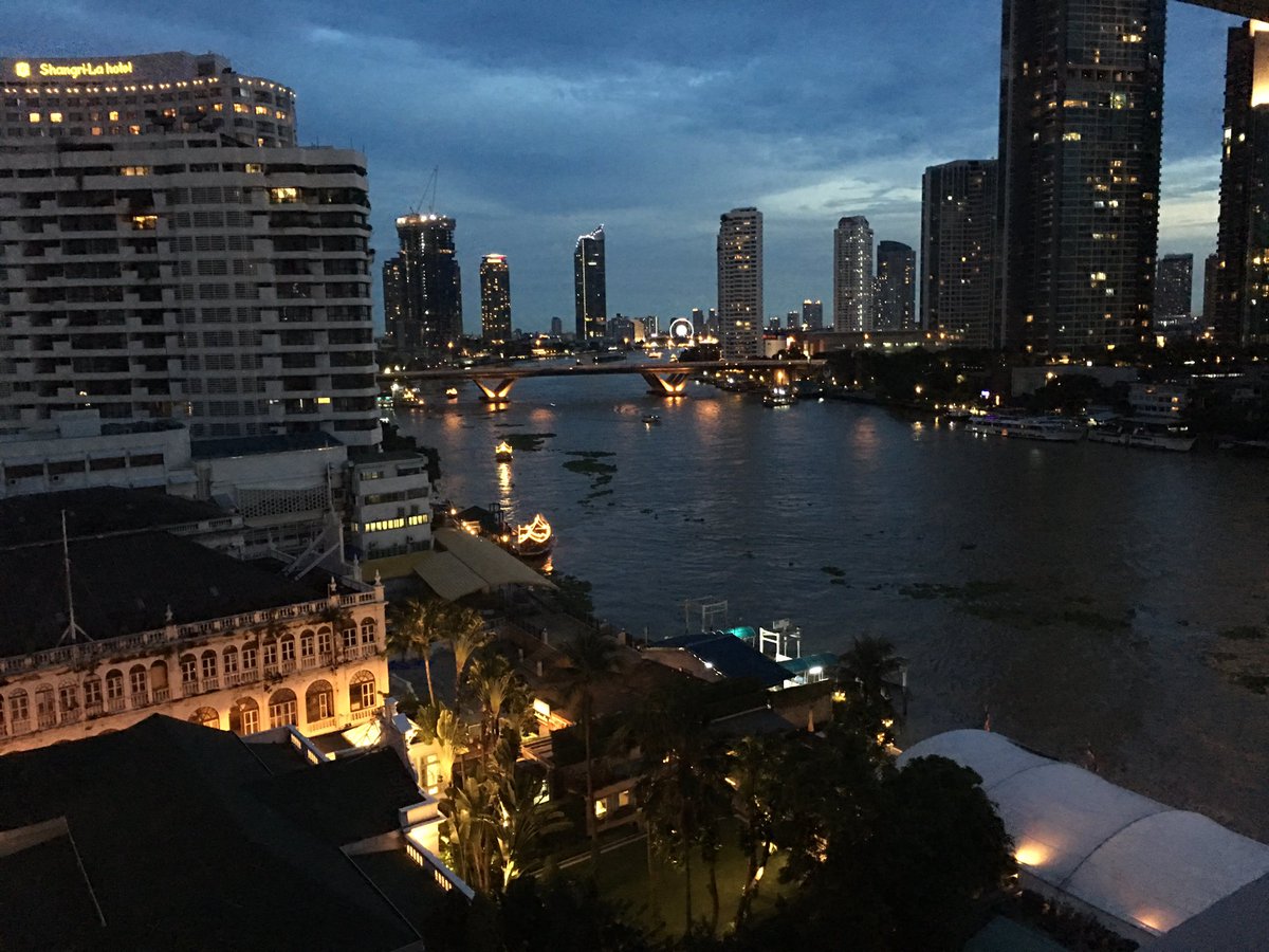 christnemaddela's tweet photo. Room with a view @MO_BANGKOK https://t.co/mJWmXUI9qW