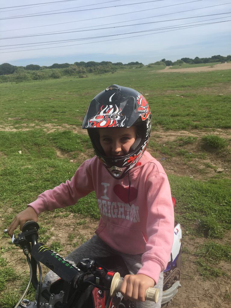 KeiraMaeW_TKC's tweet photo. what did you do this bank holiday weekend? #bankholiday #weekendfuntimes #quadbike #girlscandoittoo #extremesports https://t.co/JLGPkLGmfx