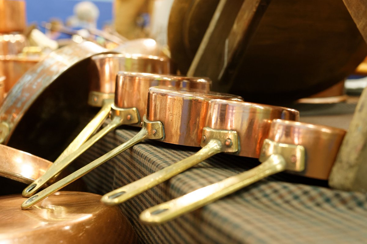 CCEvents's tweet image. Sun 4th June, The regions biggest #Antiques &amp;amp; #Vintage Fair. The @SandsCentre Carlisle, CA1 1JQ. 120 Stands 10am-4pm. Adults £1.50