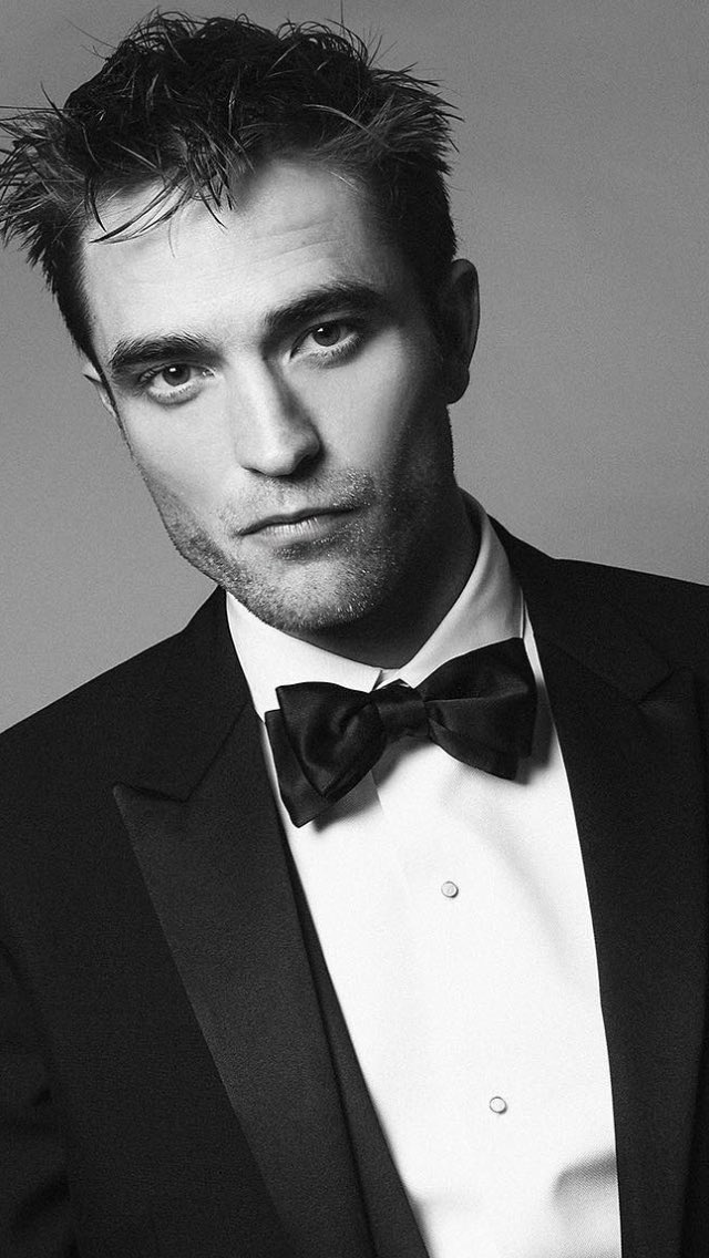 Thank you <a href="/Dior/">Dior</a> for the best thing that ever happened to the world: #DiorRob