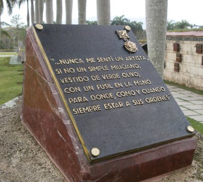 palmalibre's tweet photo. Cenizas del bailarìn español Antonio Gades descansan en Mausoleo del Segundo Frente Oriental "Frank Paìs Garcìa" https://t.co/5RdJjUslAm