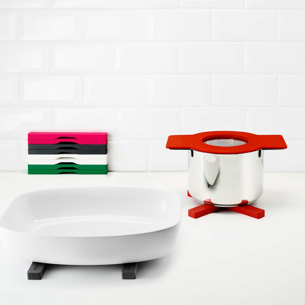 Brand new <a href="/EvasoloOfficial/">Eva Solo</a> magnetic trivets are ideal for the kitchen! Perfect for hot pots and pans
Available now > bit.ly/2qR14eN