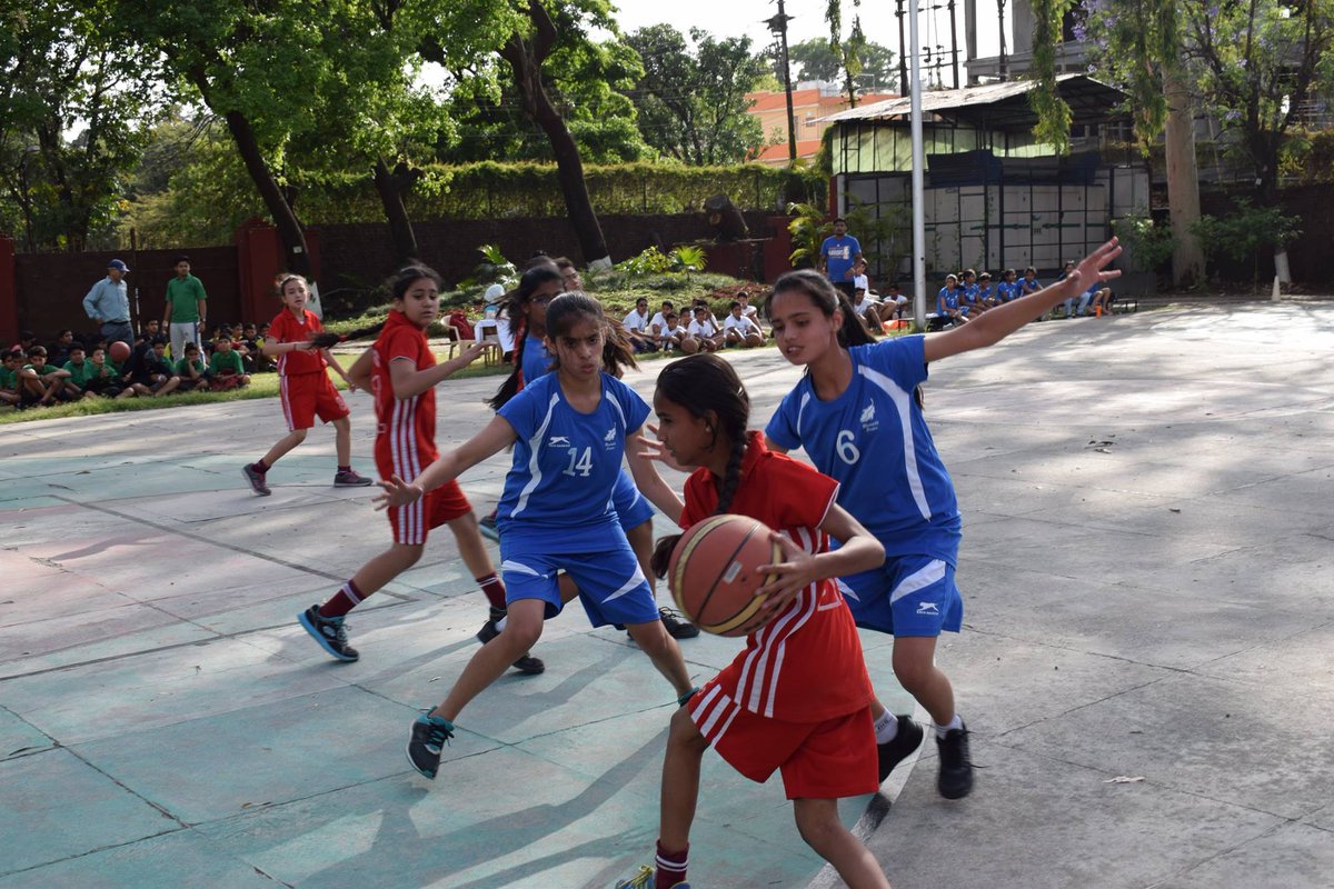 Glimpse of #District Junior #Basketball #Championship 
#DoonInternationalSchool, #Riverside girls defeated Jaswant Modern School by 10-6.