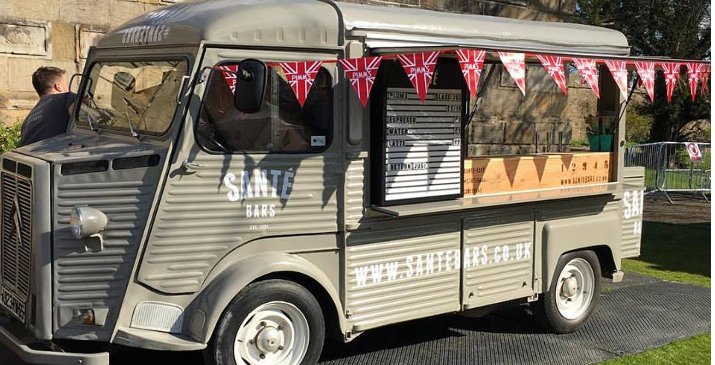 Do you want a fully stocked mobile bar with an authentic vintage look <a href="/SanteBars/">Santé Bars</a> is all this… and more. bit.ly/2l8uPFJ #craftbeer