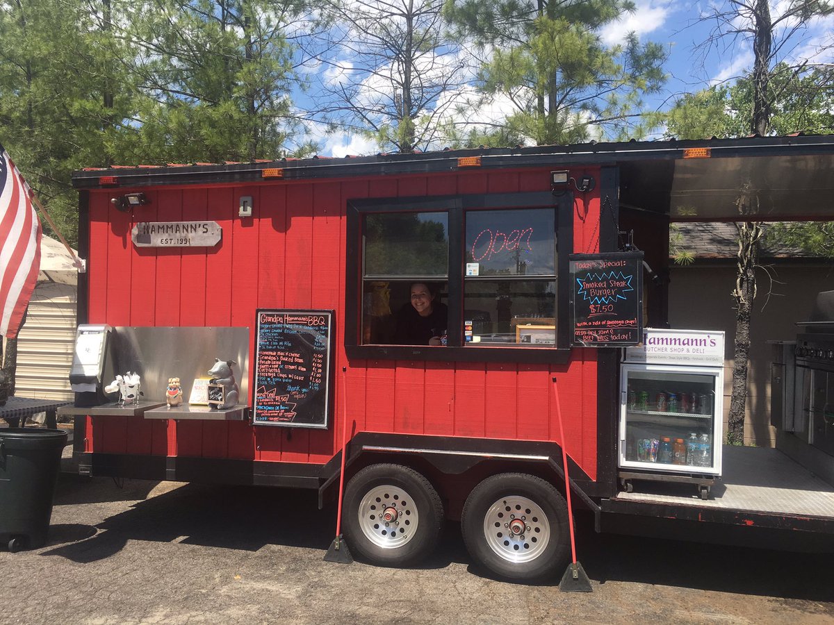 HammannCatering's tweet photo. It's a beautiful day for some bbq, come stop by!! 6180 Winton Rd, we are here until 7!!! https://t.co/cjRn7ZLbZP