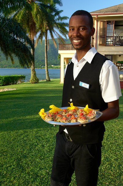 BluefieldsBayVillas tweet media