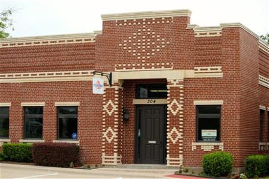 CoworkSuites's tweet photo. https://t.co/kAK05lyuSP Let’s work together and customize office space to meet your unique business needs. Join us today! https://t.co/fUzzWpy6ED