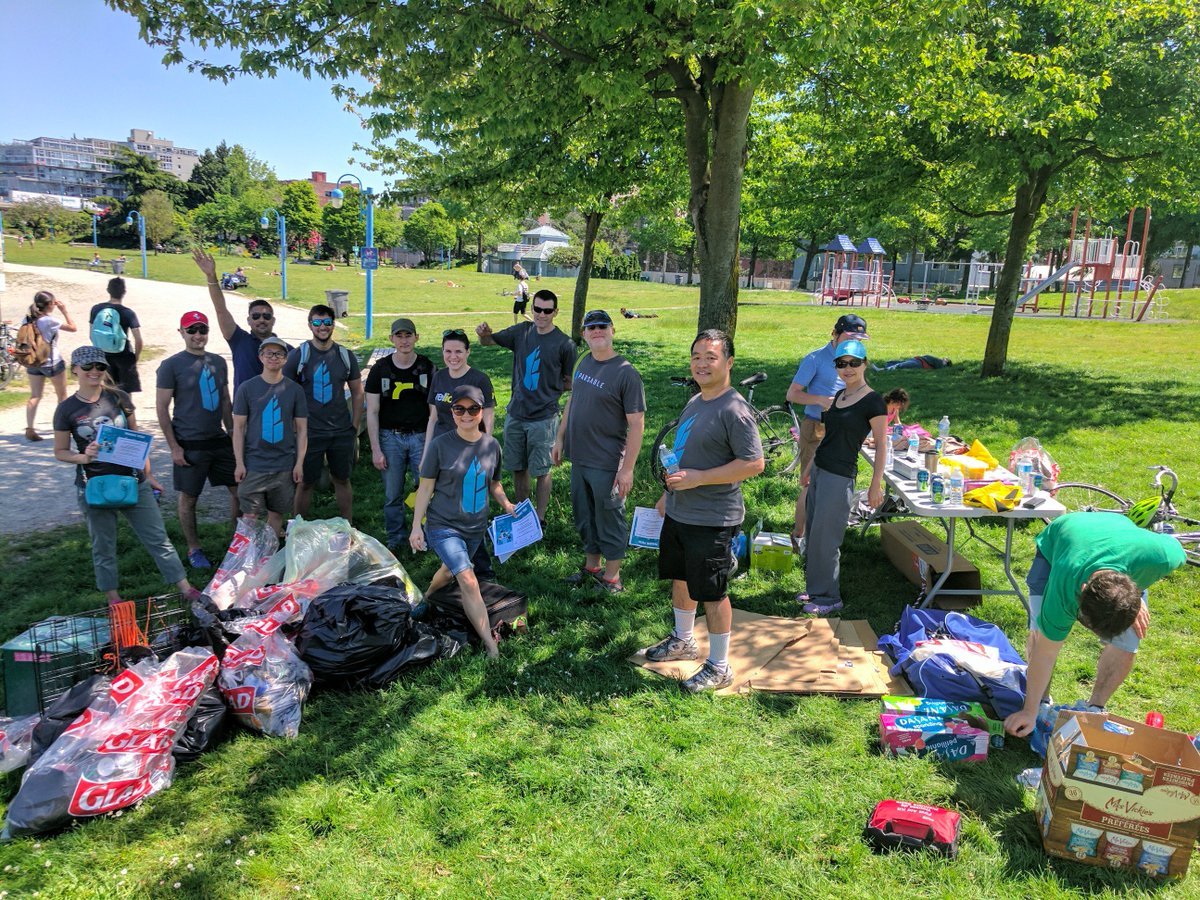 EsteraKorpos's tweet photo. #keepvancouverspectacular #Parsable volunteering at Crab park on 27 May 2017 https://t.co/0hYEqSebjF