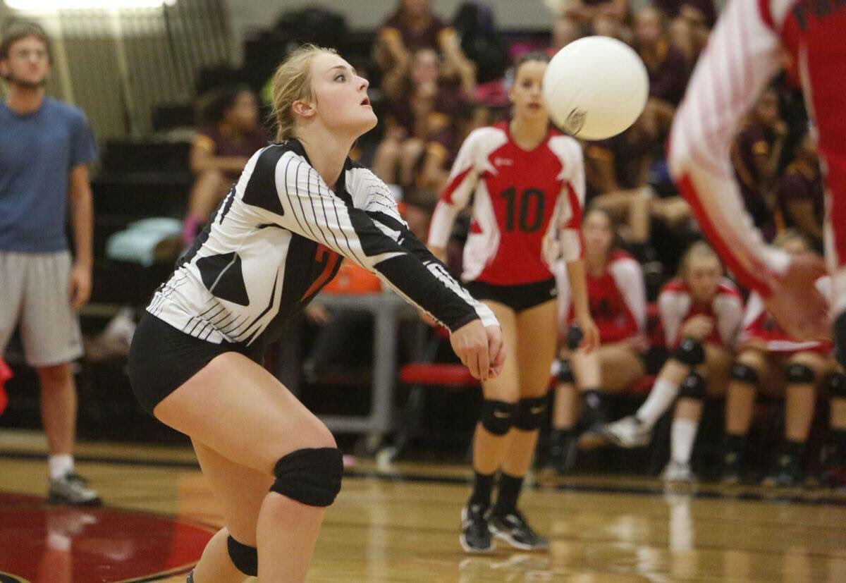 coconinovball's tweet photo. Senior Spotlight: Madison Link, Libero, continuing on to play for @UGFVolleyball. We are so proud of you! 🖤🏐❤️🐾 https://t.co/yoKCNB4scA