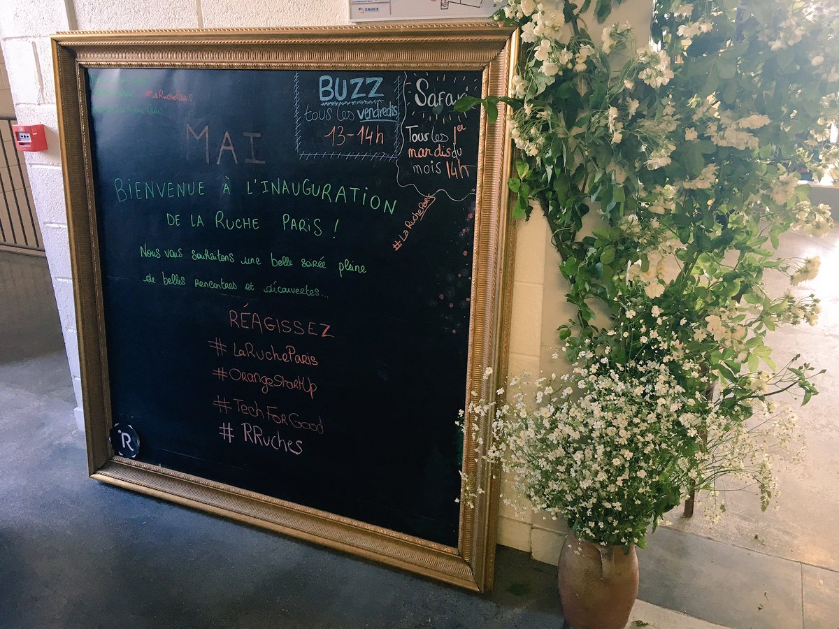 shirleeyfp's tweet photo. #orange &amp; #RRuches : l'innovation au service de l'humanité| Bravo à #larucheparis et à vos équipes pr cette belle soirée d #inauguration 🙌🏽 https://t.co/8pvhmQOyQS