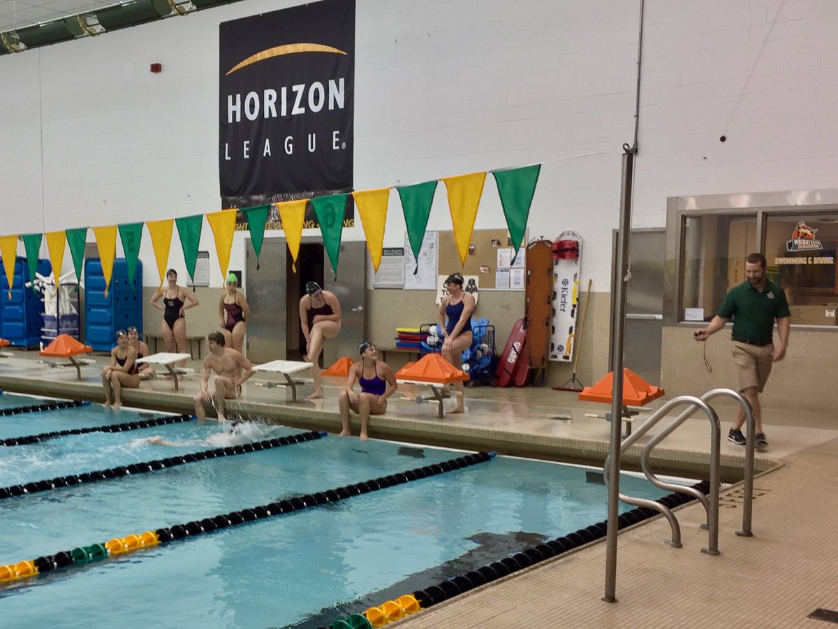 rcandido01's tweet photo. Today, 6am practice @wrightstate. These kids won't give up, help by signing petition to #SaveWrightState
https://t.co/0YVhsBOLeN https://t.co/i2e0QnLWKE