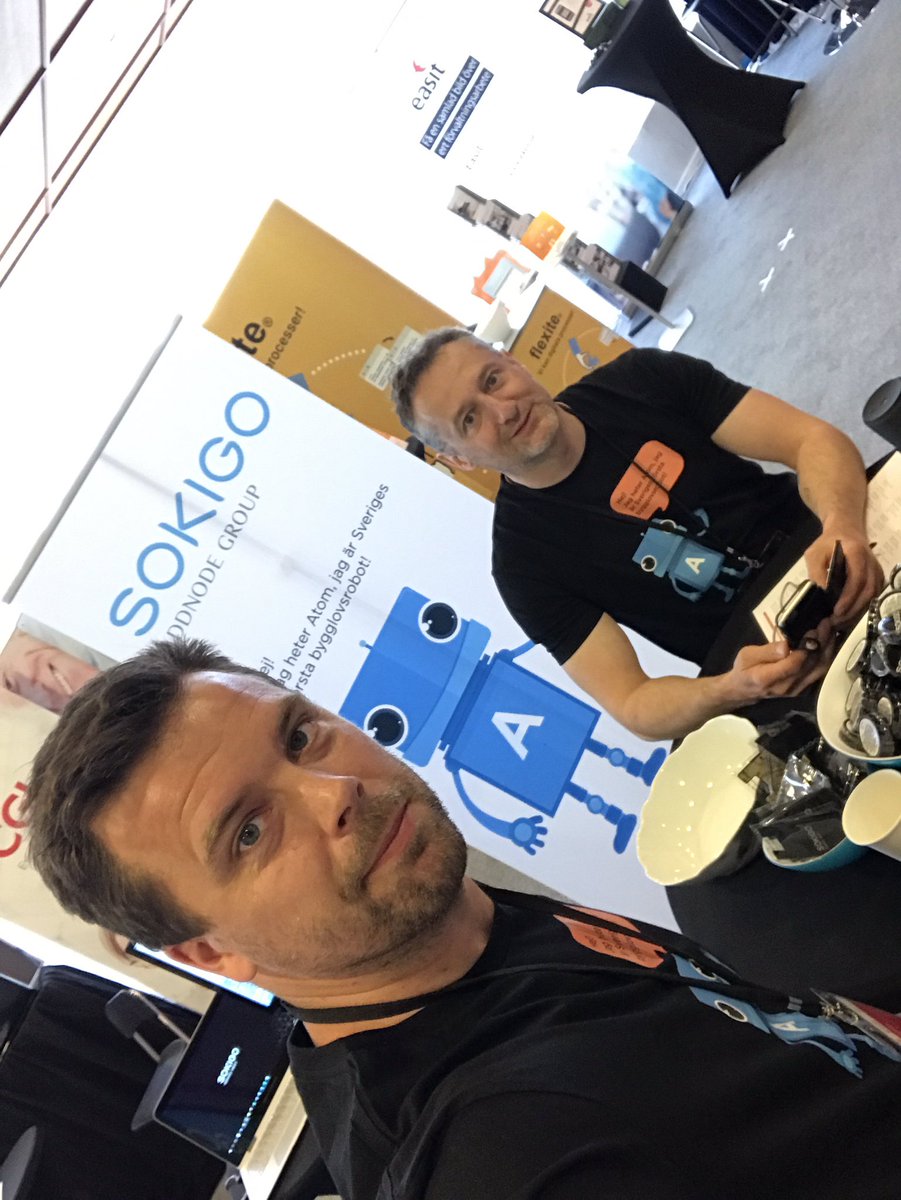 mrosenberg75's tweet photo. Atoms crew är på plats #offrum https://t.co/atM2PkVJ6p