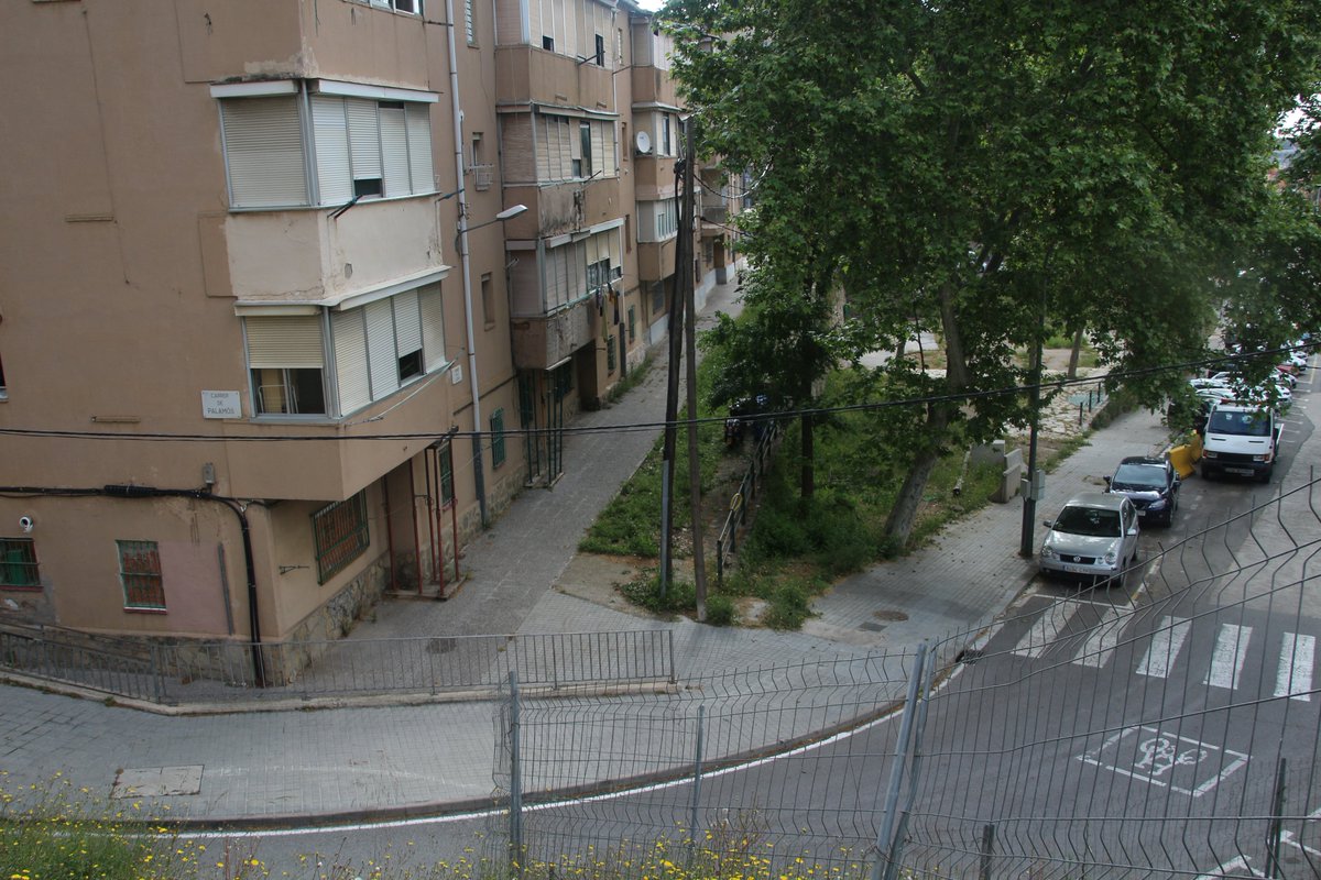 <a href="/AdaColau/">Ada Colau 💜🌈🔻</a> <a href="/G_Pisarello/">Gerardo Pisarello</a> <a href="/ERC9B/">ERC Nou Barris 🎗</a> <a href="/CUP9B/">CUP9B</a> <a href="/diariARA/">diariARA</a>