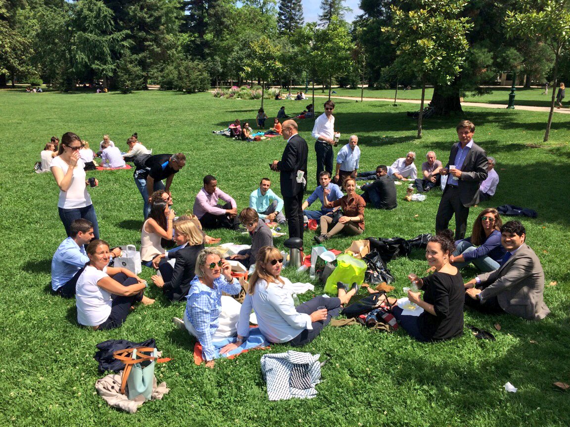 NicolasFlorian_'s tweet photo. Une campagne aussi conviviale que déterminée ! Merci à tous. Nous allons gagner ! #PourVousAvecVous #circo3301 https://t.co/lkqeJu4uXr