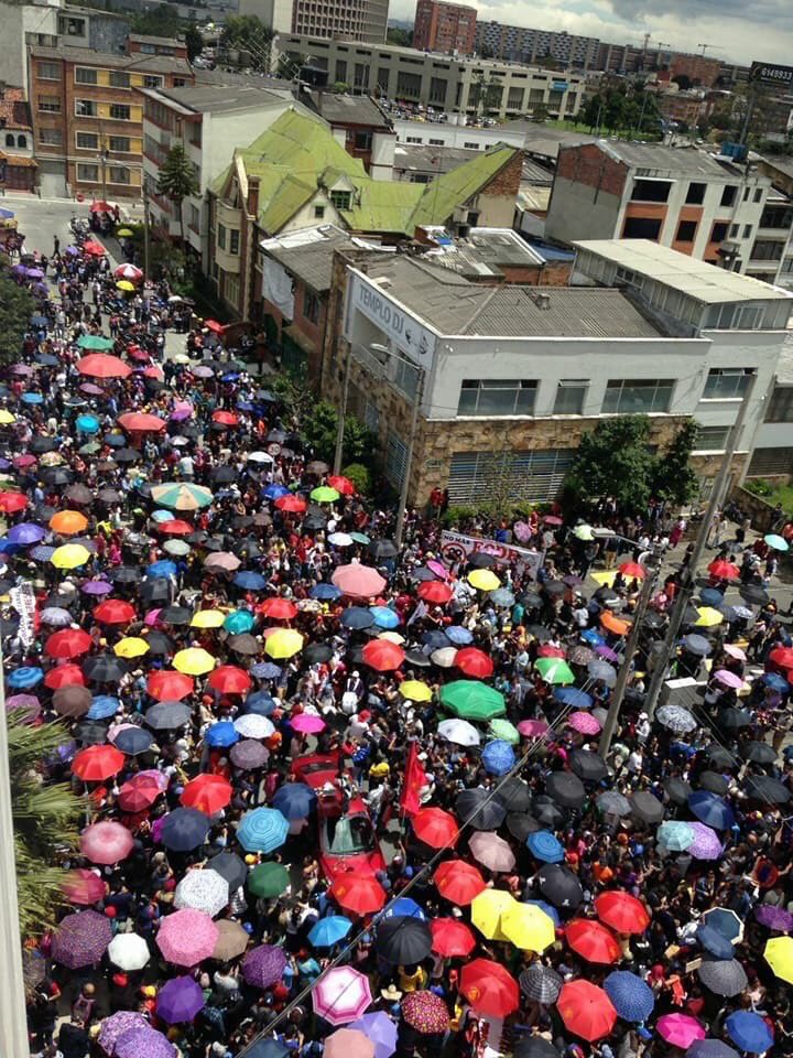 AntonietaCano's tweet photo. 3a semana de paro y aquí seguimos, con el ánimo intacto y con la fuerza por la justeza de nuestro pliego, ¡Viva el #ParoDelMagisterio! https://t.co/3A9HqRxbKG