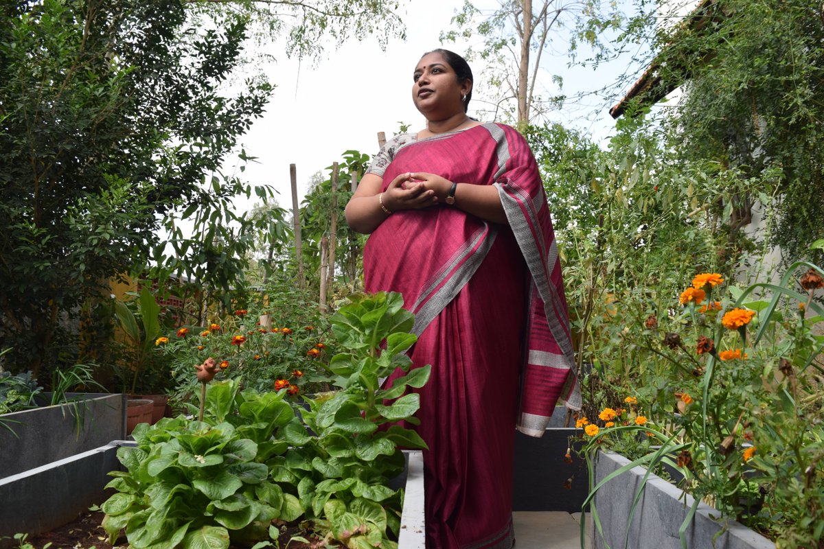 UBCJournalism's tweet photo. Bangalore's concrete landscape is testing the resilience of its farmers. An @IRPonline feature. https://t.co/f3nnwcG8hK #IRPcities https://t.co/4JFroYPnXD