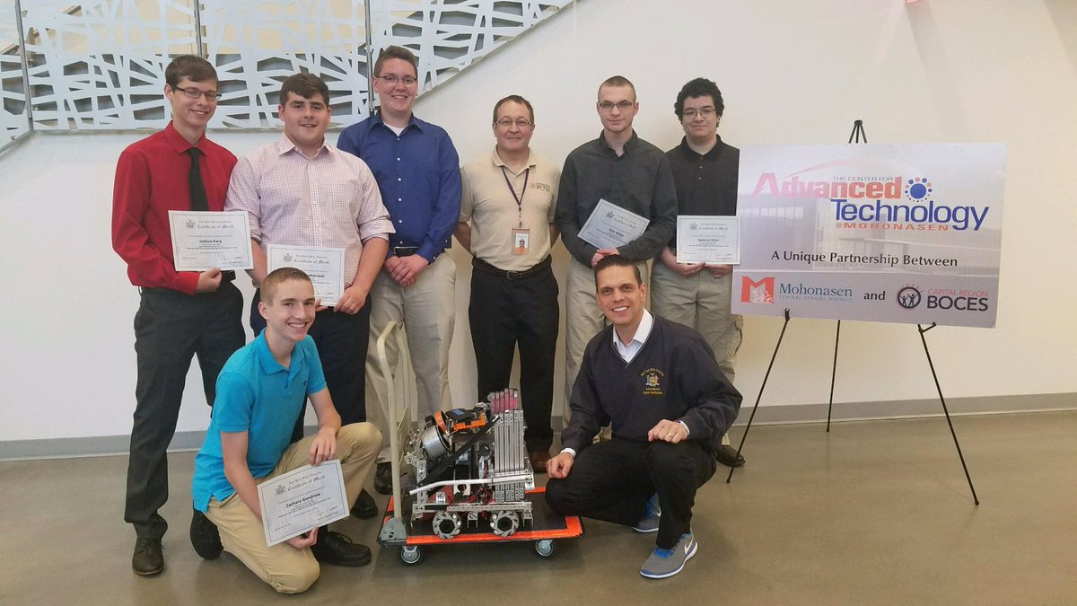 AsmSantabarbara's tweet photo. Congrats to this year's amazing "MohonBots" team @MohonCSD who competed in the @FTCTeams challenge at @albanyacademies earlier this year! https://t.co/Kf36cPCGMb