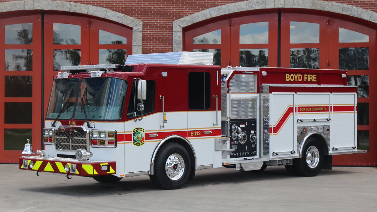 Ferrarafirearatus On Twitter Awesome Red Over White Paint Job Ferrarafirearatus On Twitter Awesome Red Over White Paint Job This Custom Pumper For Wise County Esd 1 Out Of Boyd Texas Firetruck Firefighter