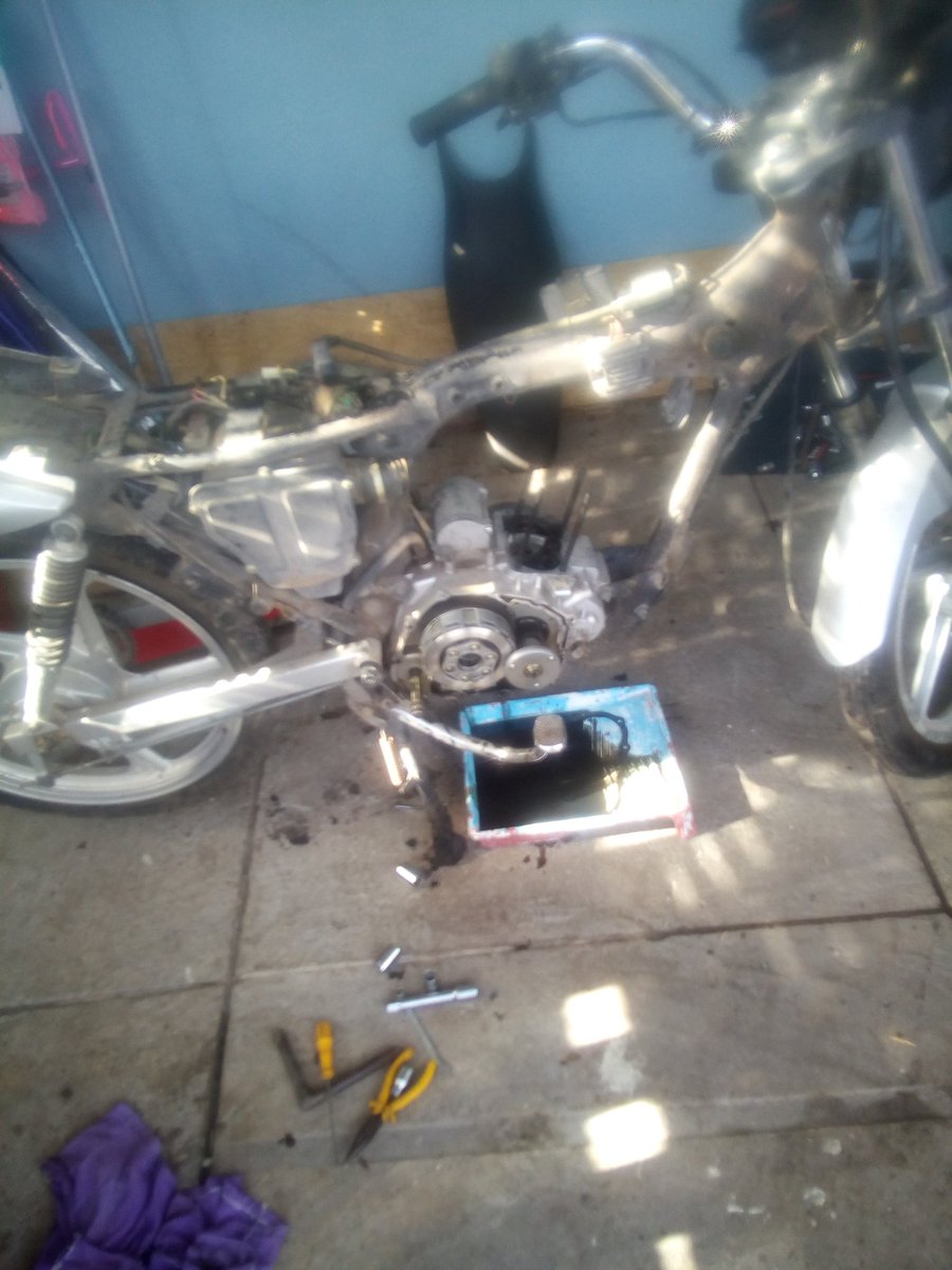 Leanrdo2's tweet image. Uuupss