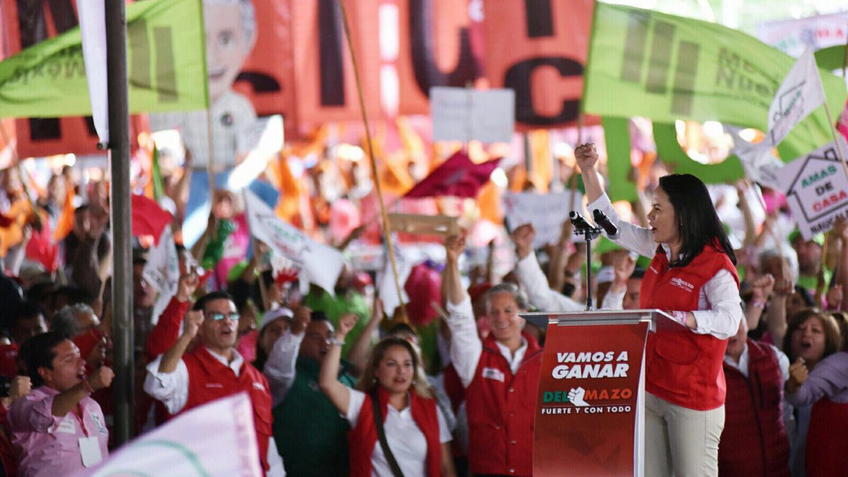 AlejandraDMV's tweet photo. Es en estos momentos, cuando se sabe quién es quién… es en el fragor de la batalla cuando se sabe de qué estamos hechos los priistas #4junio https://t.co/zqi60yi3aJ