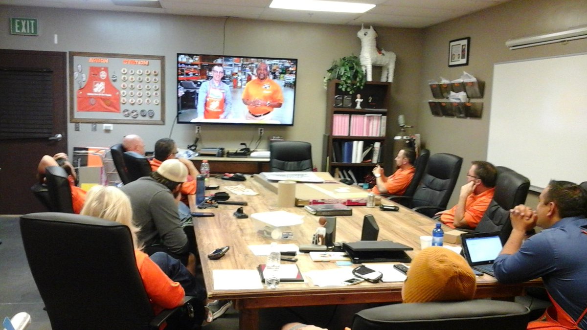 BillRitchie59's tweet photo. #BESTNWEST  #53MET  4420 watching  the  broadcast https://t.co/95nxDpHWHD
