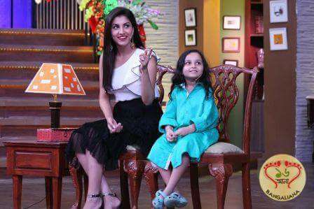 DFCKN_DEV's tweet photo. #DevRukmini coming #ApurSongShar at 1st June on 10:00pm Only On #ZeeBagla. Don't Miss ! #RTMust @idevadhikari @DEV_PvtLtd @RukminiMaitra https://t.co/XPrSgWqafq