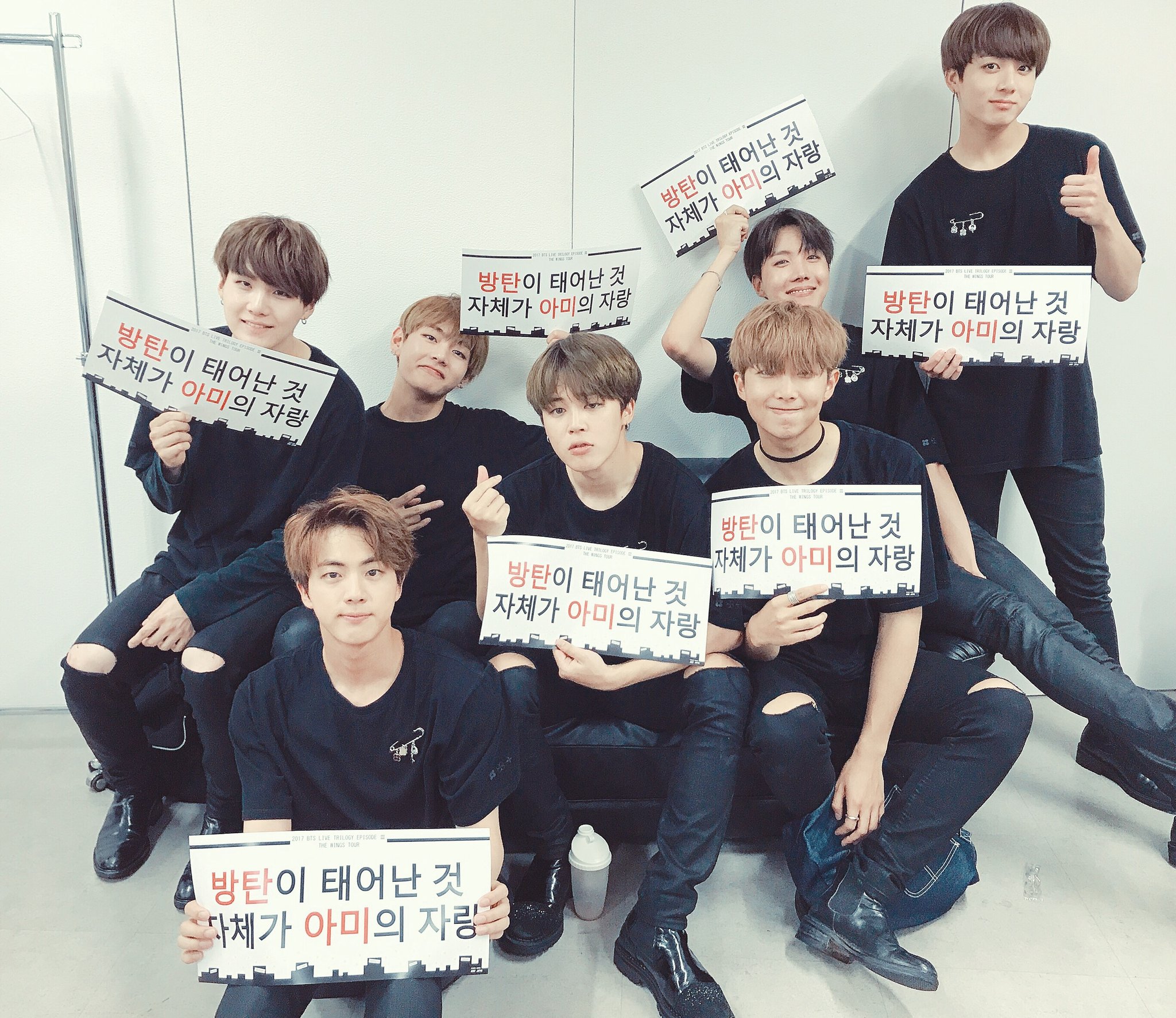 DBFCpaBV0AEgGyf?format=jpg&name=orig