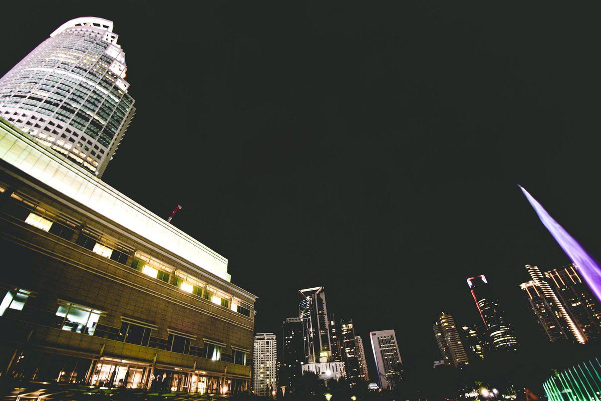 raafikaziz's tweet photo. Night out! Back when I used Canon 1000D + Canon 10-18mm STM. https://t.co/Uc9WtkYgwy