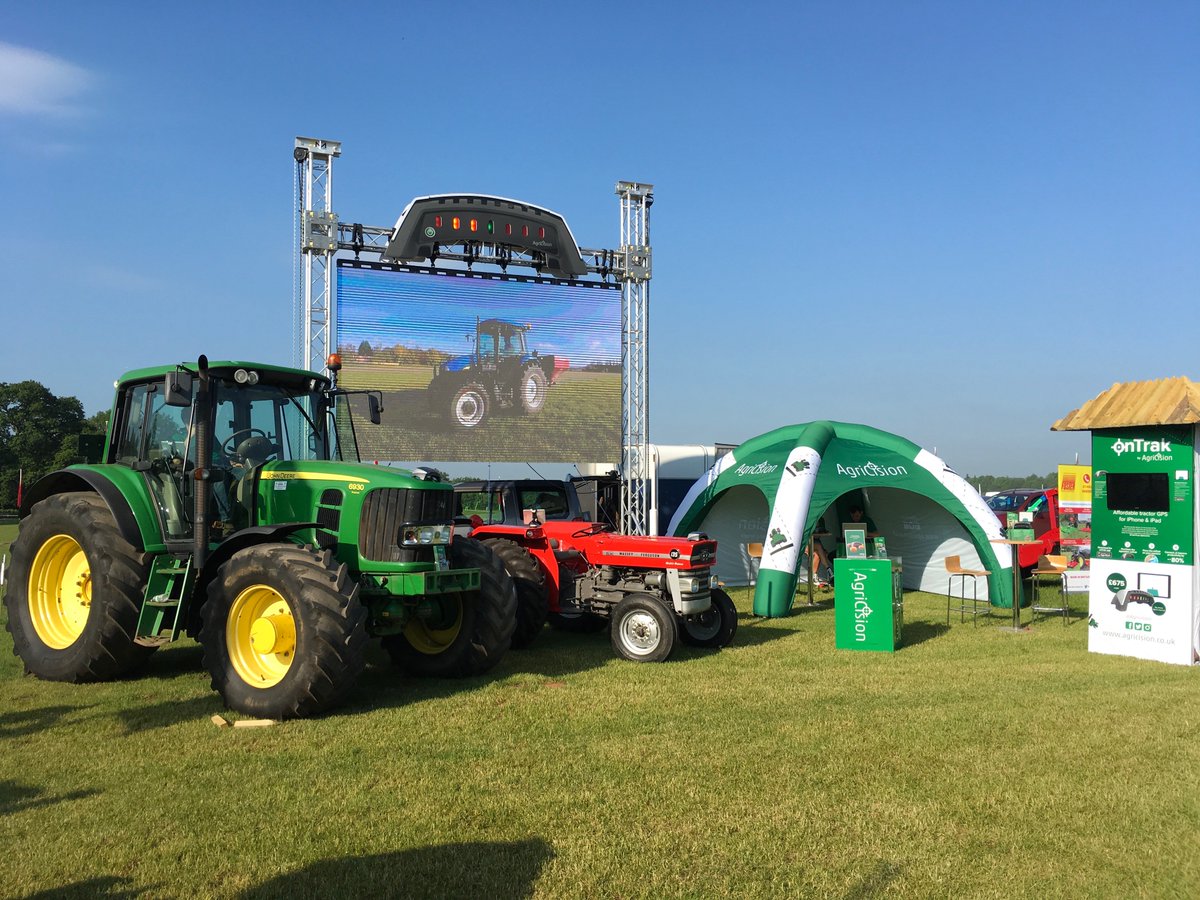 FarolLtd's tweet photo. Our JD 6930 on the attention grabbing @Agricision stand at @grasslandmuck show. OnTrack GPS systems available at your local Farol depot! https://t.co/YepS21uIJ4