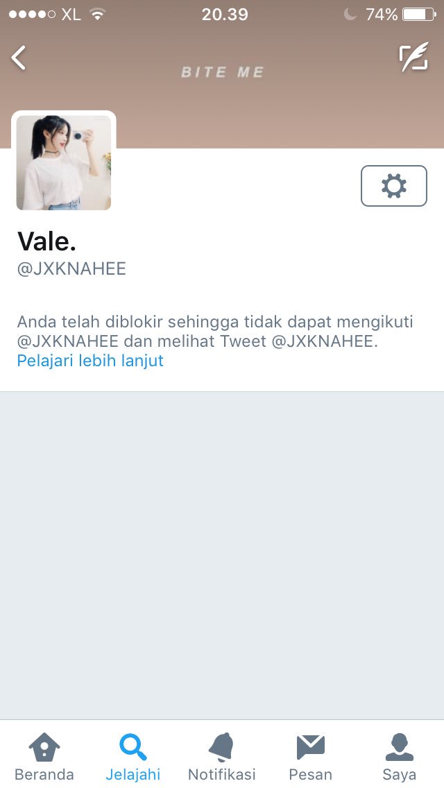 peaceminesone's tweet photo. "gimana aku mau bales dm kalo kamunya aja block aku" -albert einstein (1852) @jxknahee https://t.co/MdM8OyyRXN