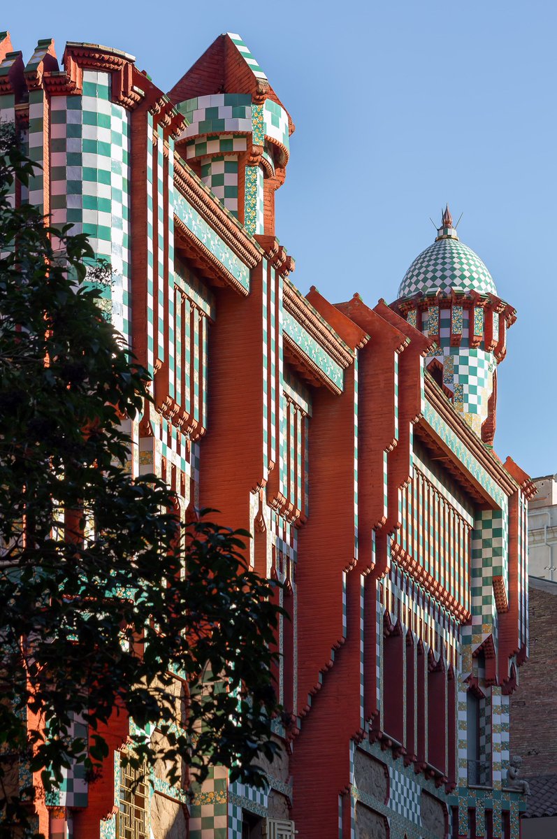 luxury_made's tweet photo. 'Antoni Gaudí's' first built house set to open to public for first time (Via @Dezeen) https://t.co/oDaRjH3PA4