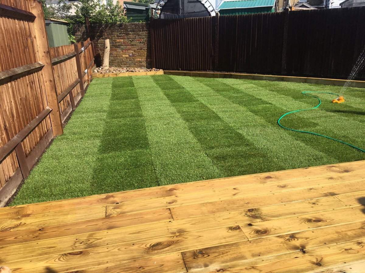 Fresh new grass and decking 👌🏻#landscapers #garden #summer #decking #turfing #watford #landscaping #builders #spring #grass