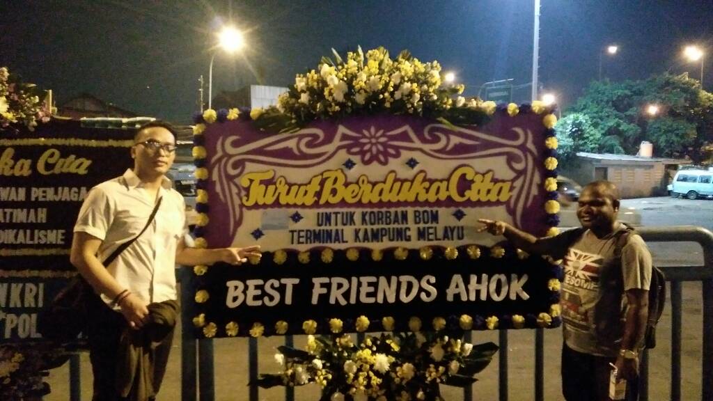 ninotatum's tweet photo. #StopTerrorizing #JakartaDamai #IndonesiaDamai #Terminal #KampungMelayu๐๐๐ https://t.co/ZlZRQUdgWB