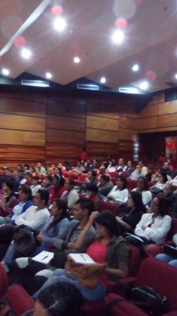 Cef_seniat's tweet photo. #30May2017 Curso Retenciones de ISLR e IVA
para servidores públicos de distintas instituciones
auditorio Che Guevara, Caracas, @Cef_seniat https://t.co/LQ9shtyTDg