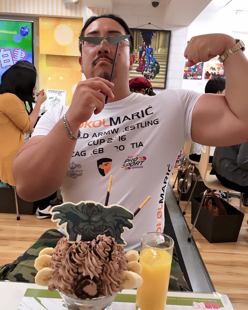 サップ石島 Twitterissa 酒はだめなんでオレンジジュースください 幽遊白書カフェ 幽遊白書 戸愚呂弟 爆肉鋼体 100 中の100