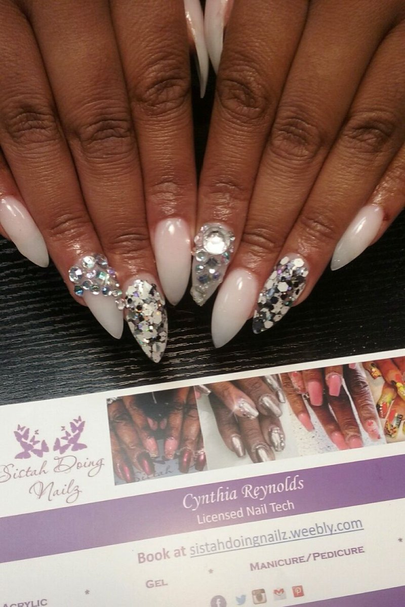Sistahdoingnail's tweet photo. Full Set with Rhinestones #nails #nailsart #nailspromote #nowbooking #naildesign  #stonemountain #gwinnett #acrylicnails https://t.co/xlNBbWLFt2