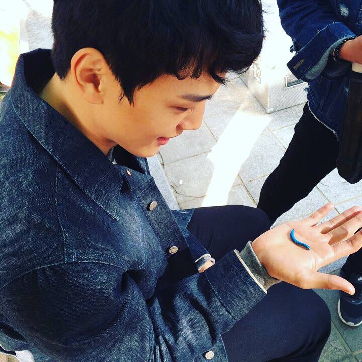여진구_Bot tweet media